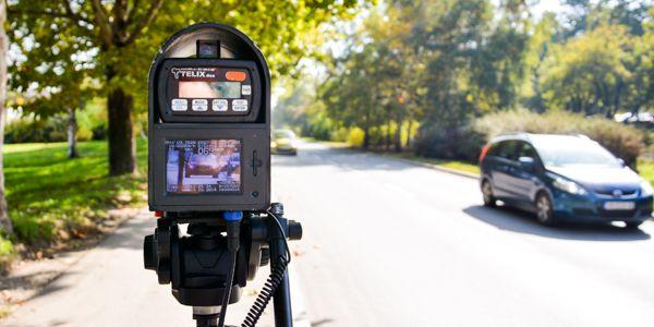 Egy hét leforgása alatt közel húszezer szabálysértőt állítottak meg a hatóságok, és a statisztikák szerint a sofőrök fele gyorshajtás miatt került bajba.