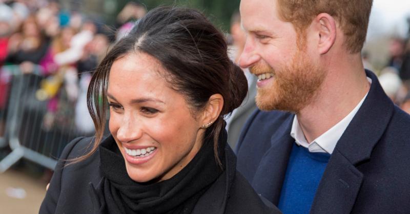 Harry herceg és Meghan hercegné legújabb karácsonyi fényképén a rajongók egy különös részletet vettek észre, amely felkeltette a figyelmüket.