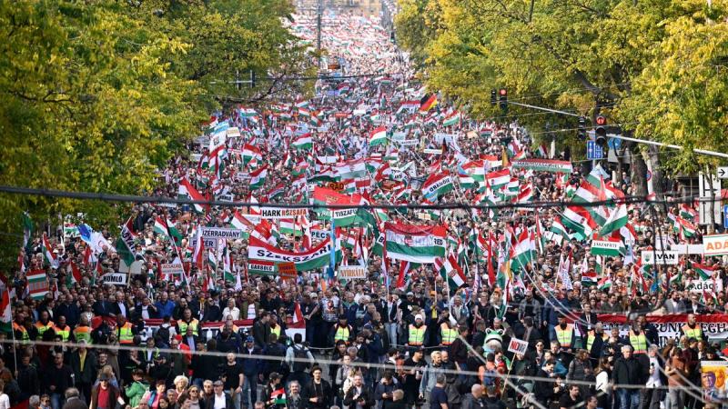 Deák Dániel: Október 23-án a Facebookon is a Fidesz dominált

A közelmúltban, október 23-án, a közösségi média színpadán is megmutatkozott a Fidesz ereje. Az online térben is érezhető volt a párt aktivitása, amely a politikai diskurzusban meghatározó szer